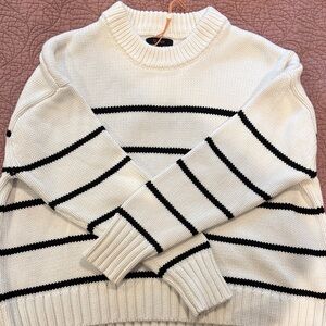 Quince White and Black Knit Sweater Size Small